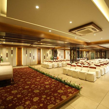 Hotel Avaante Ahmedabad Formerly Known As The Orchid Hotel Luaran gambar