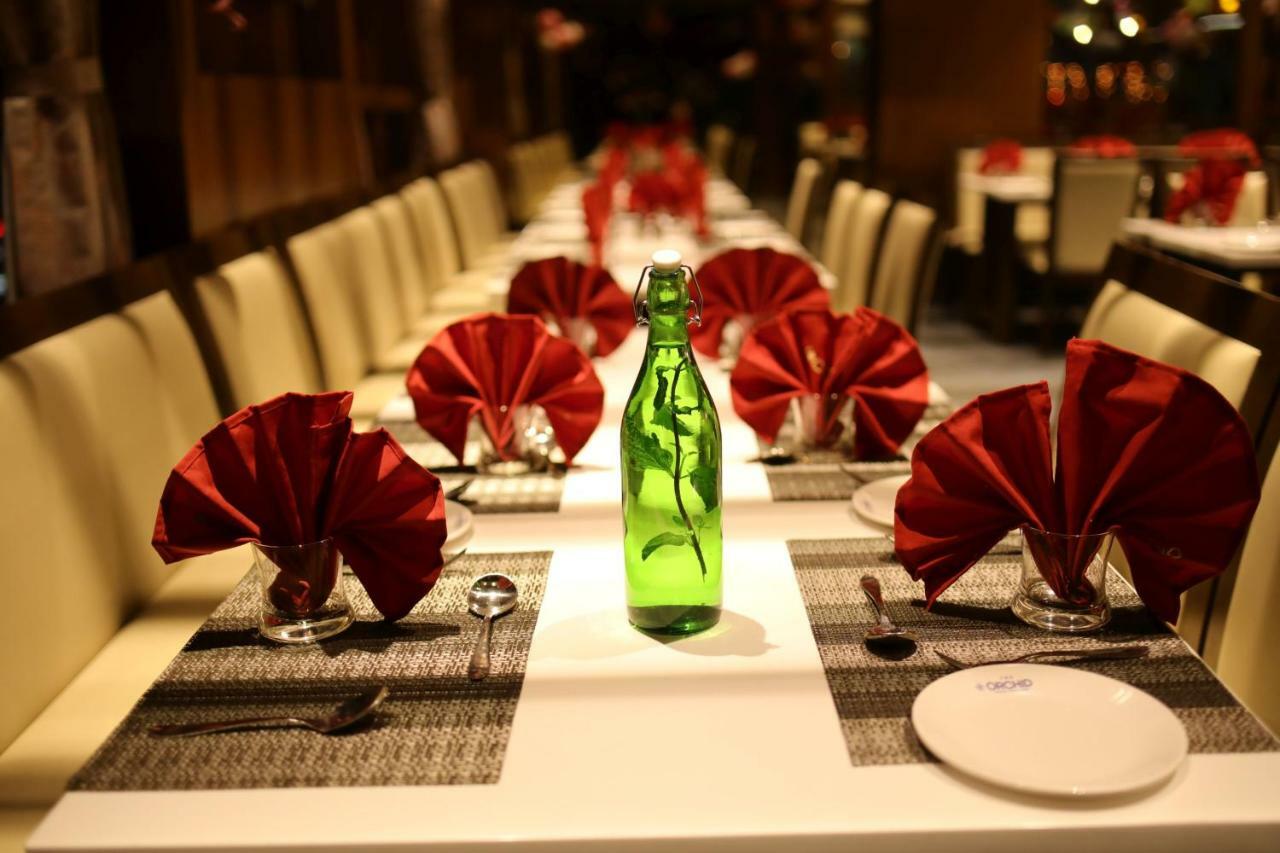 Hotel Avaante Ahmedabad Formerly Known As The Orchid Hotel Luaran gambar