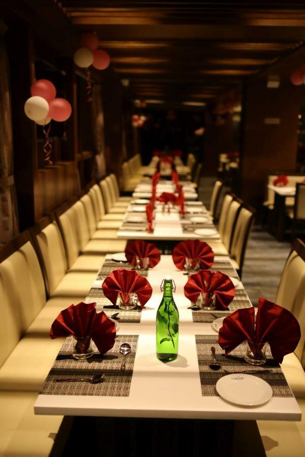 Hotel Avaante Ahmedabad Formerly Known As The Orchid Hotel Luaran gambar