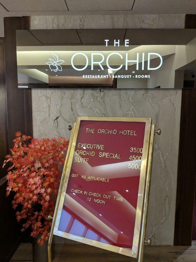 Hotel Avaante Ahmedabad Formerly Known As The Orchid Hotel Luaran gambar