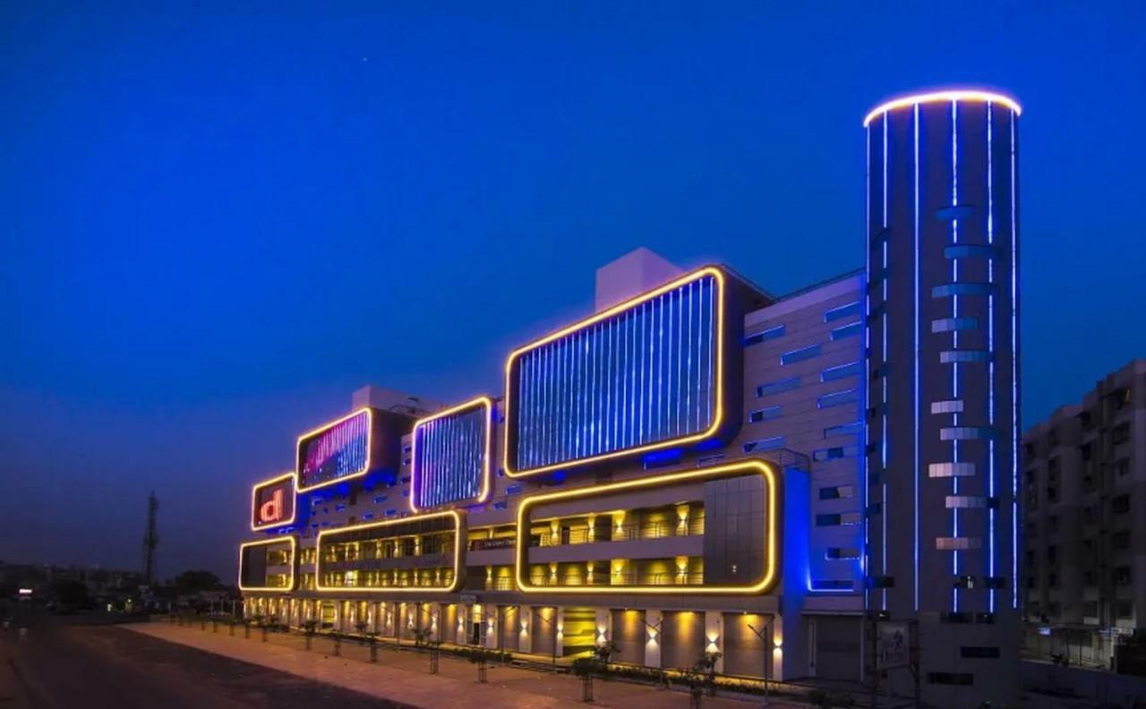 Hotel Avaante Ahmedabad Formerly Known As The Orchid Hotel Luaran gambar